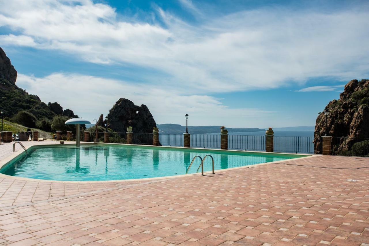 Villa Brezza Marina Nebida Exteriör bild